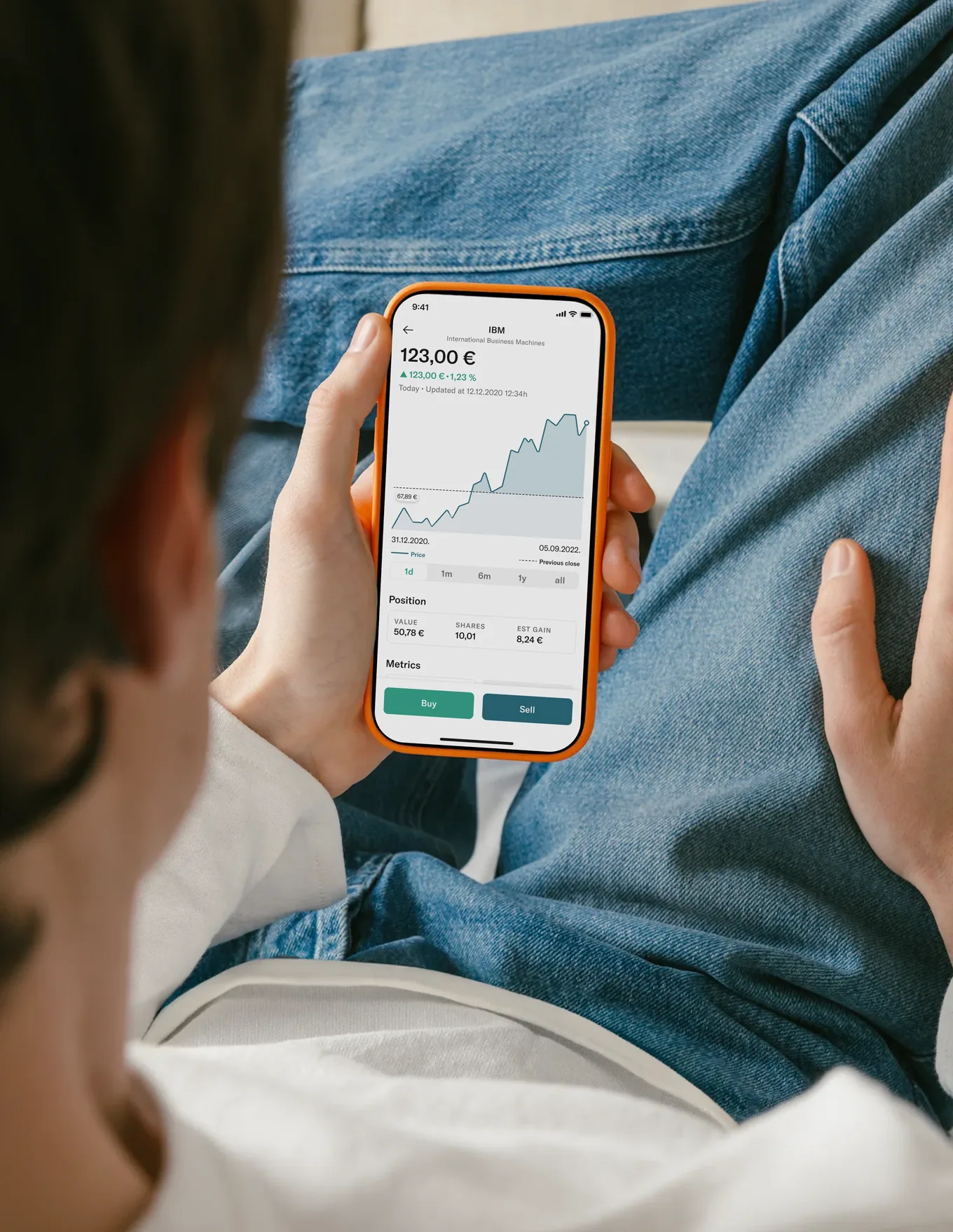 Trading app in hand
